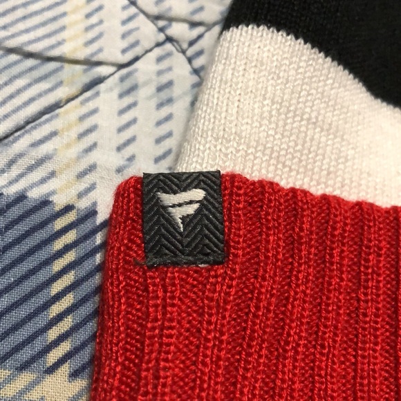 Chicago Blackhawks Beanie - Picture 6 of 11